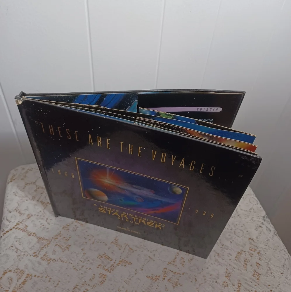 Vintage Star Trek Pop Up Book - Picture 8 of 10